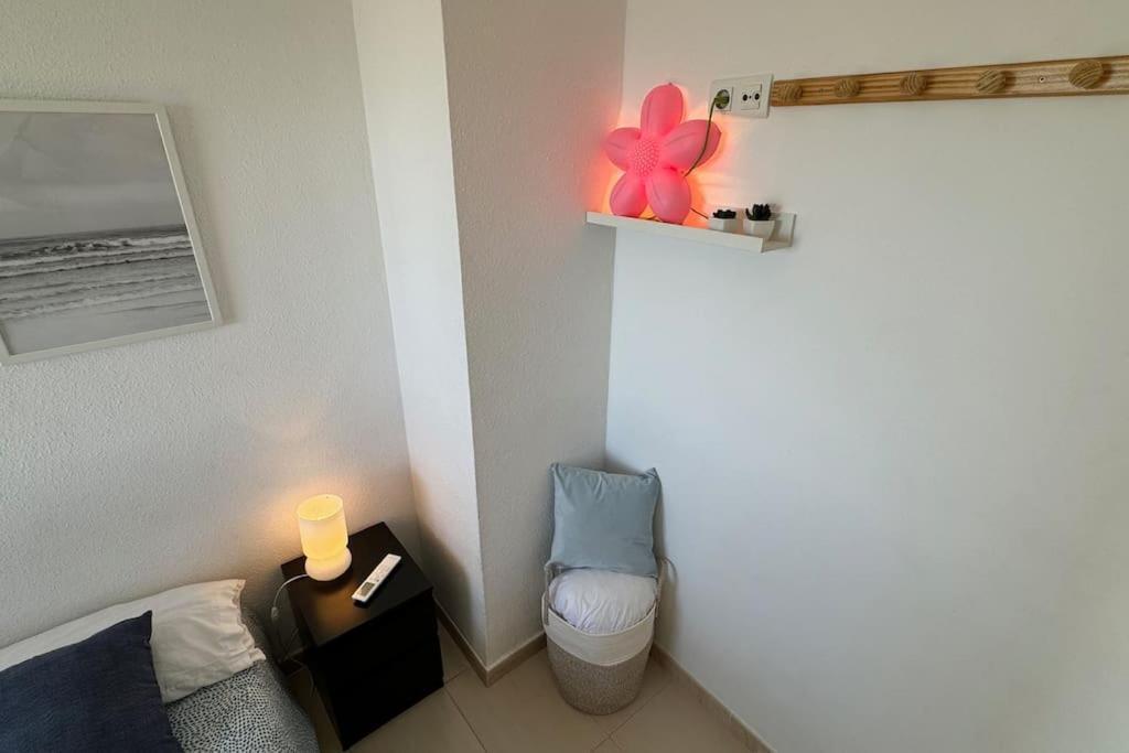 Apartamento A Pie De Playa Con Terraza Y Piscinas Leilighet Benalmádena Eksteriør bilde